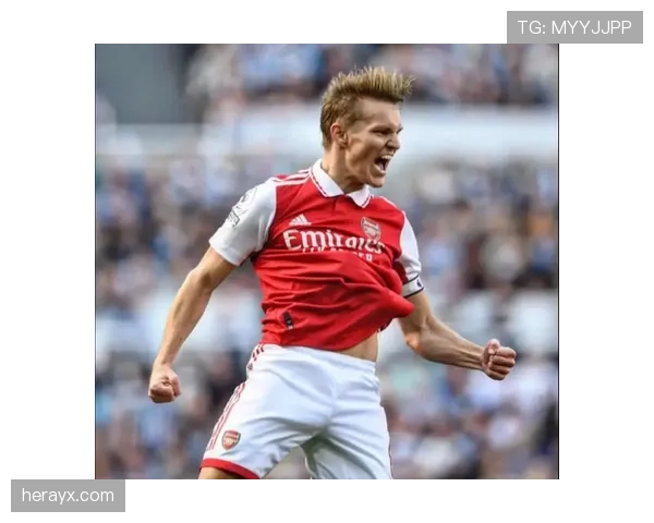 厄德高与若日尼奥在阿森纳体系中的传球角色分化机制