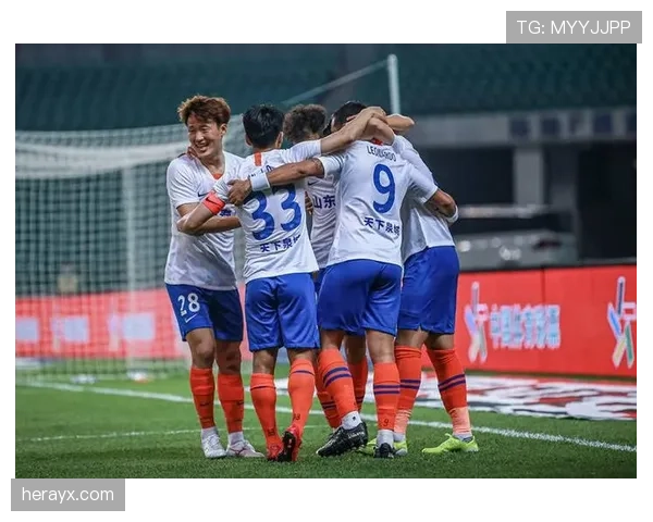 大罗边路突破加速撕防线，锋芒差异凸显